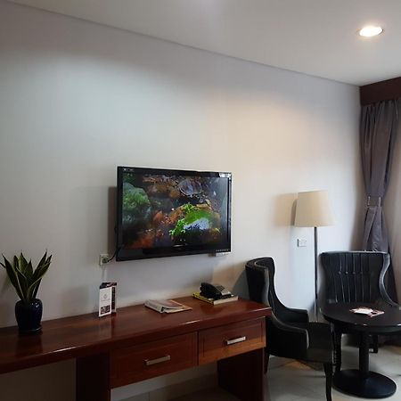 Paddy'S Hotel & Apartments Port Moresby Buitenkant foto