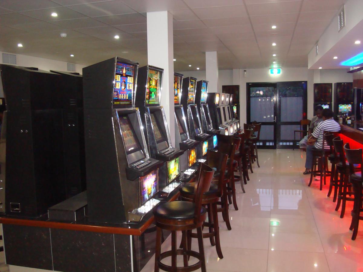 Paddy'S Hotel & Apartments Port Moresby Buitenkant foto